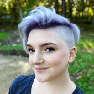 Meet your Posher, Louise